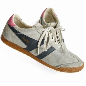 Gola Women's Suede Trainer in Light Gray with Navy Stripes and Pink Heel